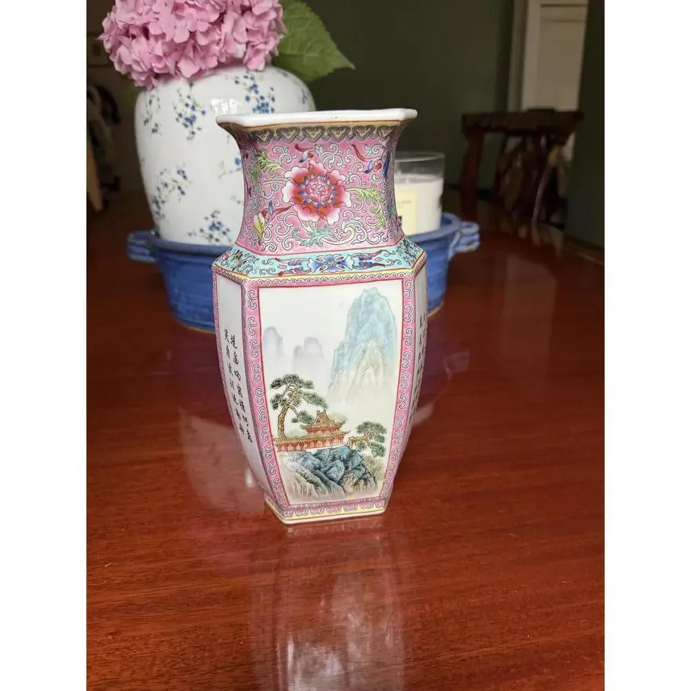 VTG 2 Famille Rose Vases Pink Porcelain Chinoiserie hand-painted in China - Picture 2 of 9